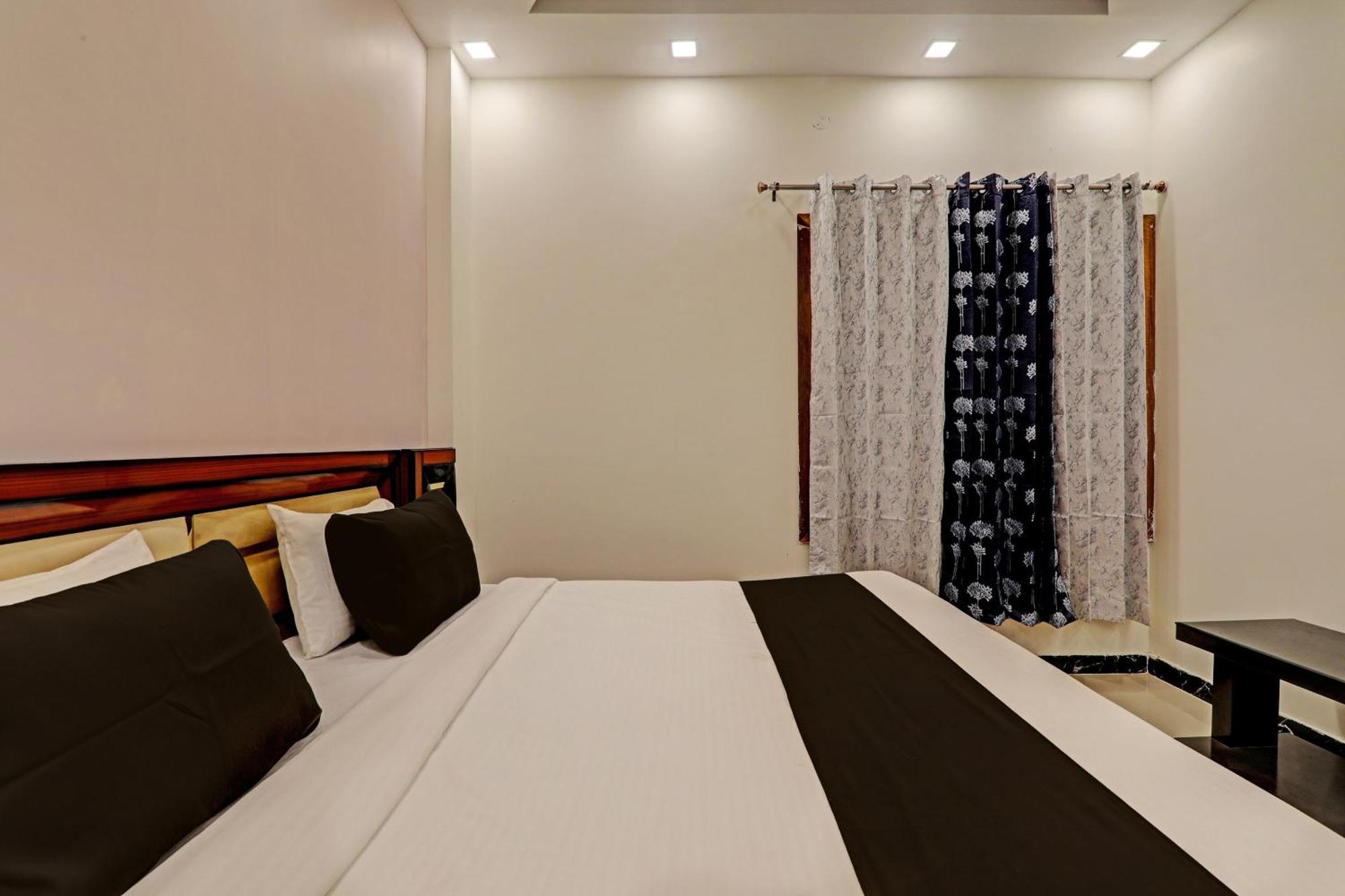 Hotel O Awadh International Bela Pratapgarh Екстер'єр фото